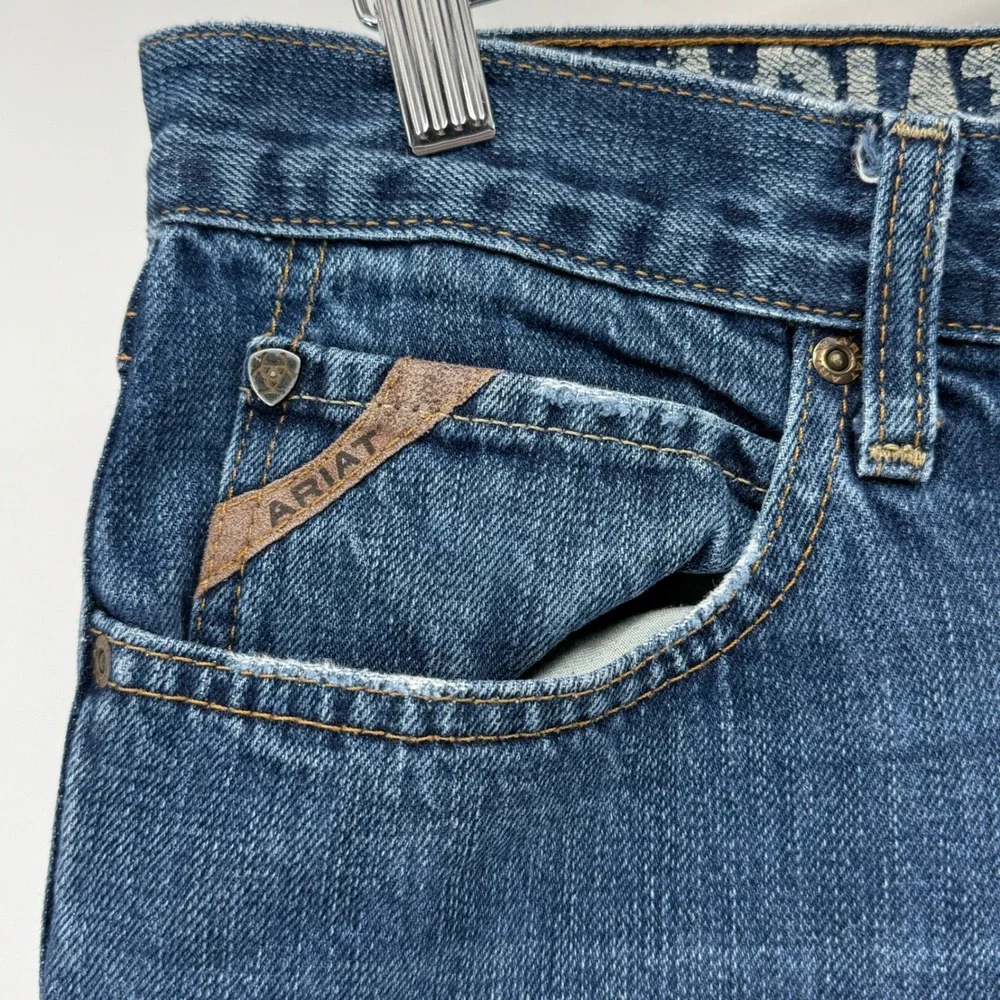 Ariat Mens Jeans Size 34x32 Blue Denim Straight Leg Casual Work Outdoor Chore - Picture 4 of 14